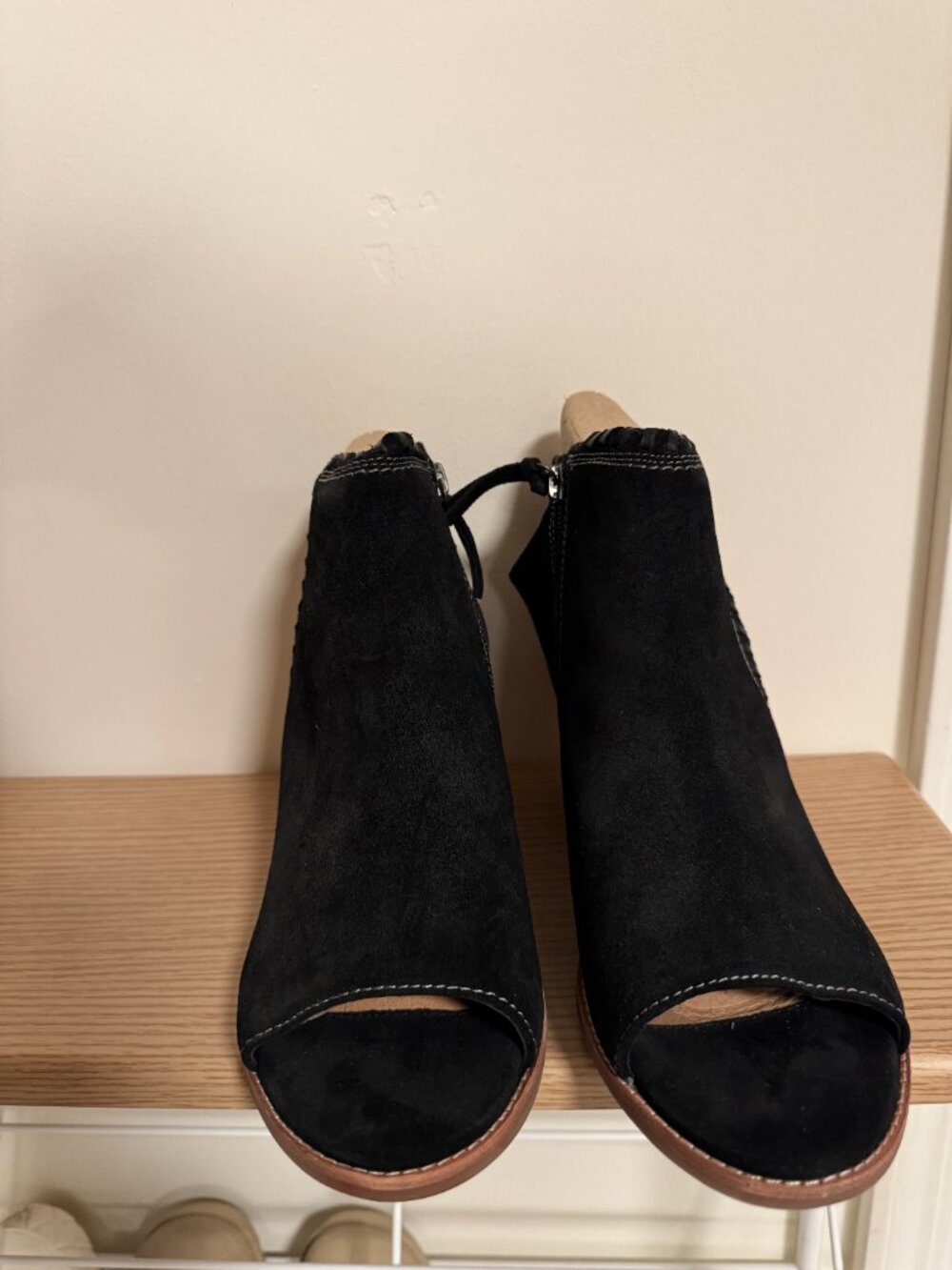 Sofft Black Suede Peep Toe Heeled Sandals / Booties – NWOB – Size 10